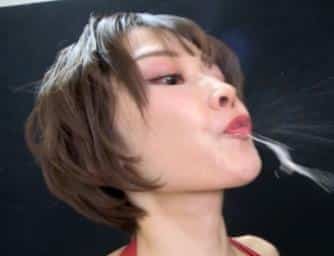 丹波すみれさんの唾はき
