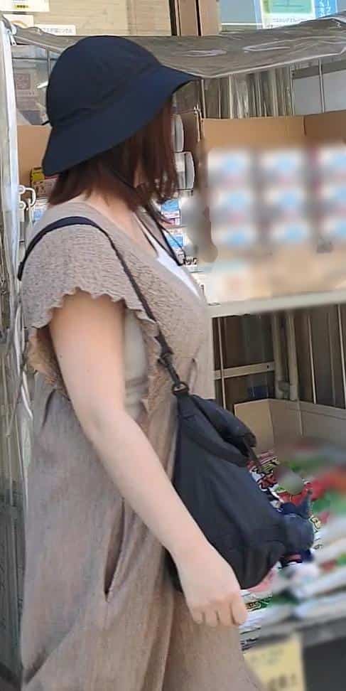 怒りんぼママの胸と脇のいい匂い